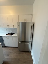 2410 20th St NW, Unit 201 in Washington, DC - Foto de edificio - Building Photo