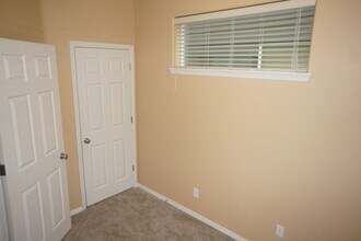 532 NE Caden Ave in Hillsboro, OR - Building Photo - Building Photo