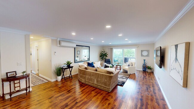 805 E Ave in Coronado, CA - Building Photo - Building Photo