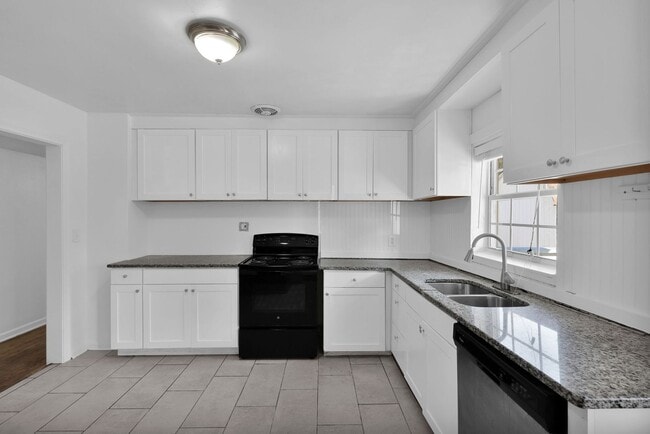 8063 San Jose Blvd in Jacksonville, FL - Building Photo - Building Photo