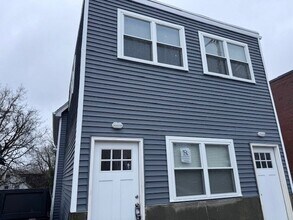620 Hyde Park Ave, Unit 620 in Boston, MA - Building Photo - Building Photo