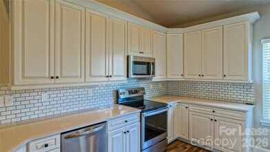 108 Bunker Hill Ln in Statesville, NC - Building Photo - Building Photo