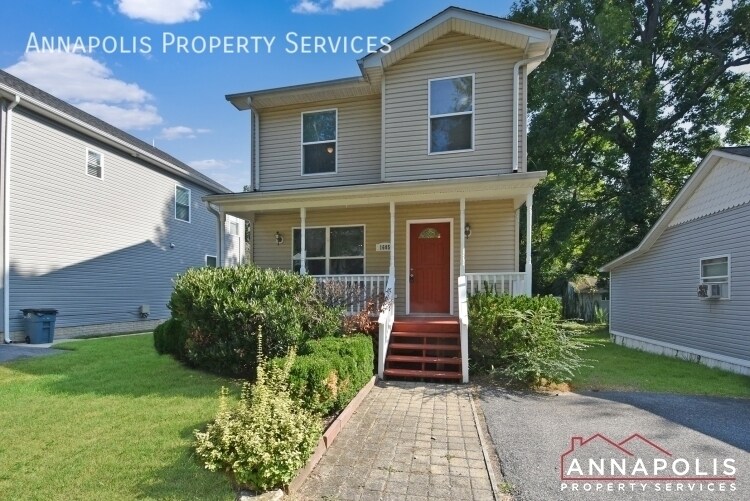 1605 Rockhold Rd in Edgewater, MD - Building Photo