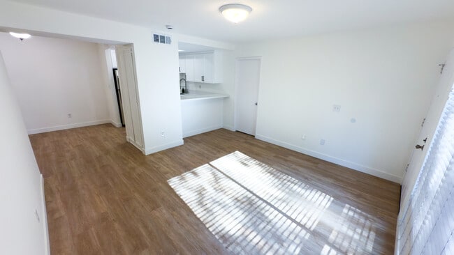 3000 Associated Rd, Unit 52 in Fullerton, CA - Building Photo - Building Photo
