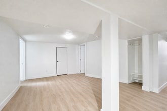 428 Thorold Rd in Welland, ON - Building Photo - Building Photo