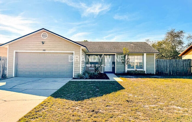 property at 220 Bonnie Glen Ln
