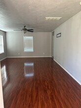 11010 View Pointe Ln in Houston, TX - Building Photo - Building Photo