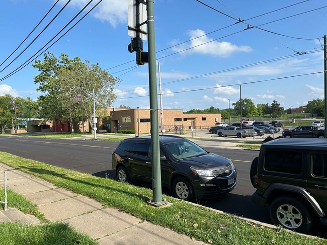 2708-2710 Wayne Ave in Dayton, OH - Building Photo - Building Photo