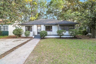 1513 E 37th St in Savannah, GA - Building Photo