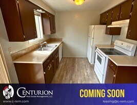 3442 Monarch Dr NE in Salem, OR - Building Photo