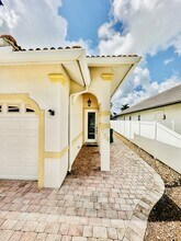 754 107th Ave N in Naples, FL - Building Photo - Building Photo