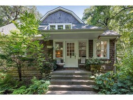 19155 Ramsey Rd in Wayzata, MN - Building Photo