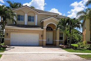 2388 SW 127th Ave in Miramar, FL - Building Photo
