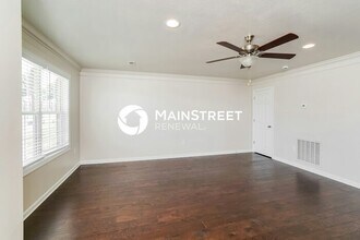 1133 Cloud View Dr in Powell, TN - Building Photo - Building Photo