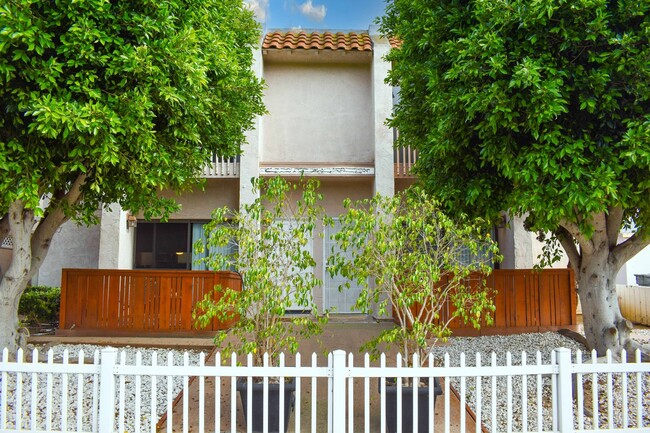 Pearl Street in La Jolla, CA - Foto de edificio - Interior Photo