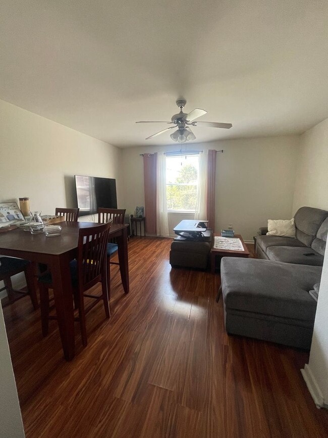 property at 3510 E Richmond Rd