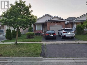 183 Bush Clover Crescent in Kitchener, ON - Building Photo - Building Photo