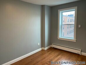 33 Chelsea St in Boston, MA - Building Photo - Building Photo