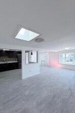 5 Chopin Ct in Jersey City, NJ - Building Photo - Building Photo