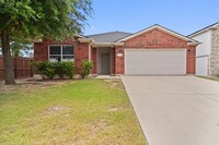 785 Sweet Gum Dr in Kyle, TX - Foto de edificio - Building Photo