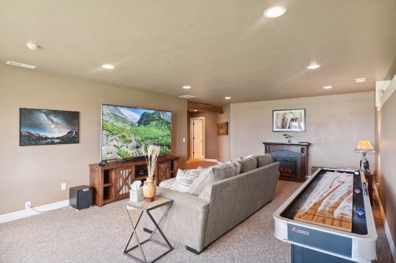800 Harvest Vw Ln in Kalispell, MT - Building Photo