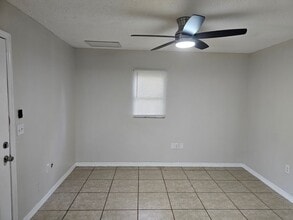 314 E Fletcher St in Kissimmee, FL - Building Photo - Building Photo