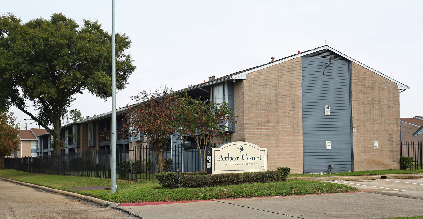 Arbor Court Apartments in Houston, TX - Foto de edificio