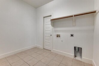 41 Kramer Ln in Sanger, TX - Building Photo - Building Photo