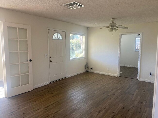 661 Chestnut Ave in Beaumont, CA - Building Photo - Building Photo