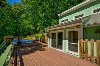 6605 Jeff Ln in Athens, OH - Building Photo - Building Photo