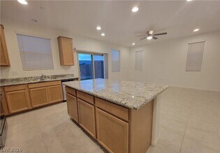 6475 Perch Coo Ave in Las Vegas, NV - Building Photo - Building Photo