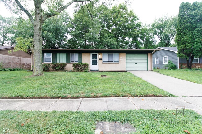 property at 3914 Richelieu Rd