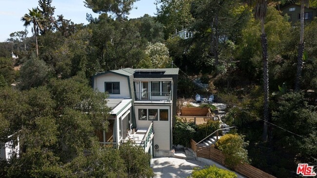 1212 Fernwood Pacific Dr in Topanga, CA - Building Photo - Building Photo