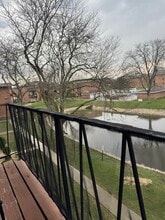 15744 Lake Dr in Oak Forest, IL - Building Photo - Building Photo