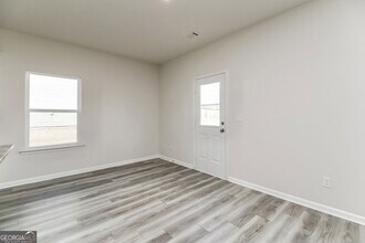 160 Avondale Blvd SE in Conyers, GA - Foto de edificio - Building Photo