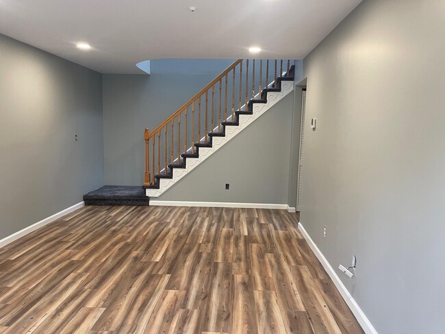 46 Birchwood Rd in Coram, NY - Building Photo - Building Photo