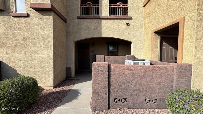 property at 3250 W Greenway Rd