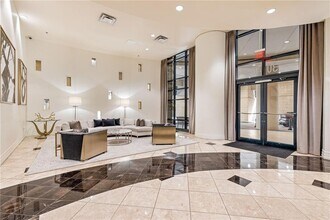 3040 Peachtree Rd NW in Atlanta, GA - Building Photo - Building Photo