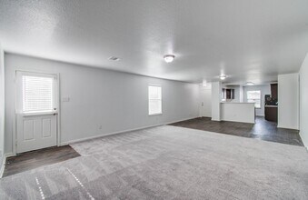 5008 Sycamore Ln in Brookshire, TX - Building Photo - Building Photo