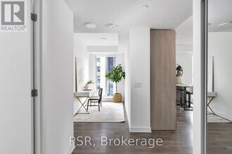 130 River St in Toronto, ON - Building Photo - Building Photo