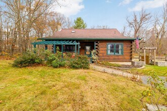 404 Rawson St in Leicester, MA - Building Photo - Building Photo