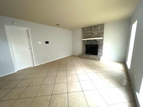 3127 Glen Spring Dr in Houston, TX - Building Photo - Building Photo