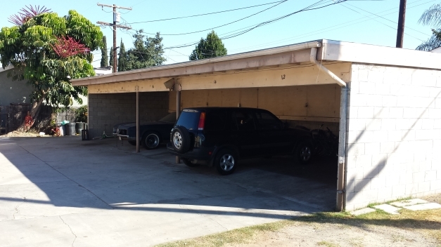 4512 E 57th St in Maywood, CA - Foto de edificio - Building Photo