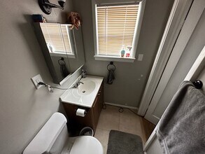 107 N Public Rd, Unit C in Lafayette, CO - Foto de edificio - Building Photo