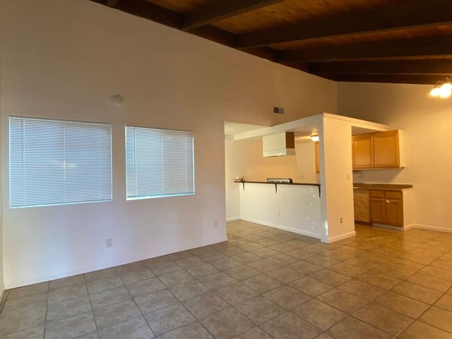 7209 Kelley Dr in Stockton, CA - Building Photo - Building Photo