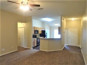 7701 Westport Bay Dr in Jacksonville, FL - Building Photo - Building Photo