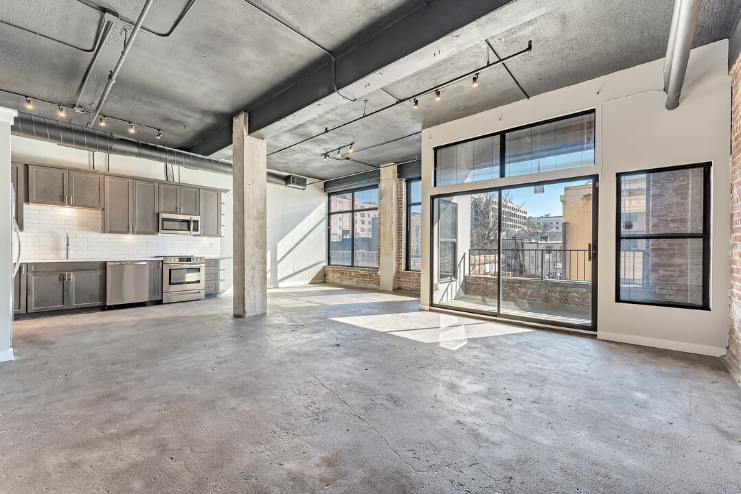 95 Forsyth St SW, Unit 2A in Atlanta, GA - Building Photo