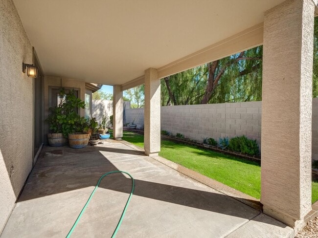 11861 E Becker Ln in Scottsdale, AZ - Building Photo - Building Photo