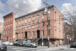 202 Warren St in Jersey City, NJ - Building Photo
