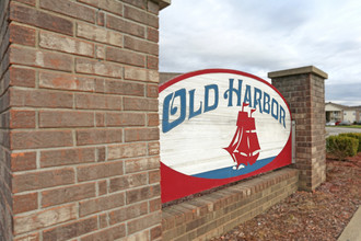 Old Harbor Apartments in Shepherdsville, KY - Building Photo - Building Photo